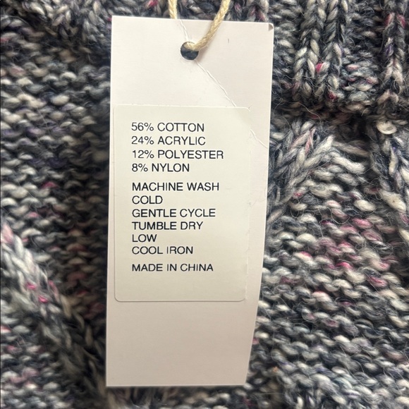 Heathered Gray Crew Neck Sweater - Picture 4 of 5